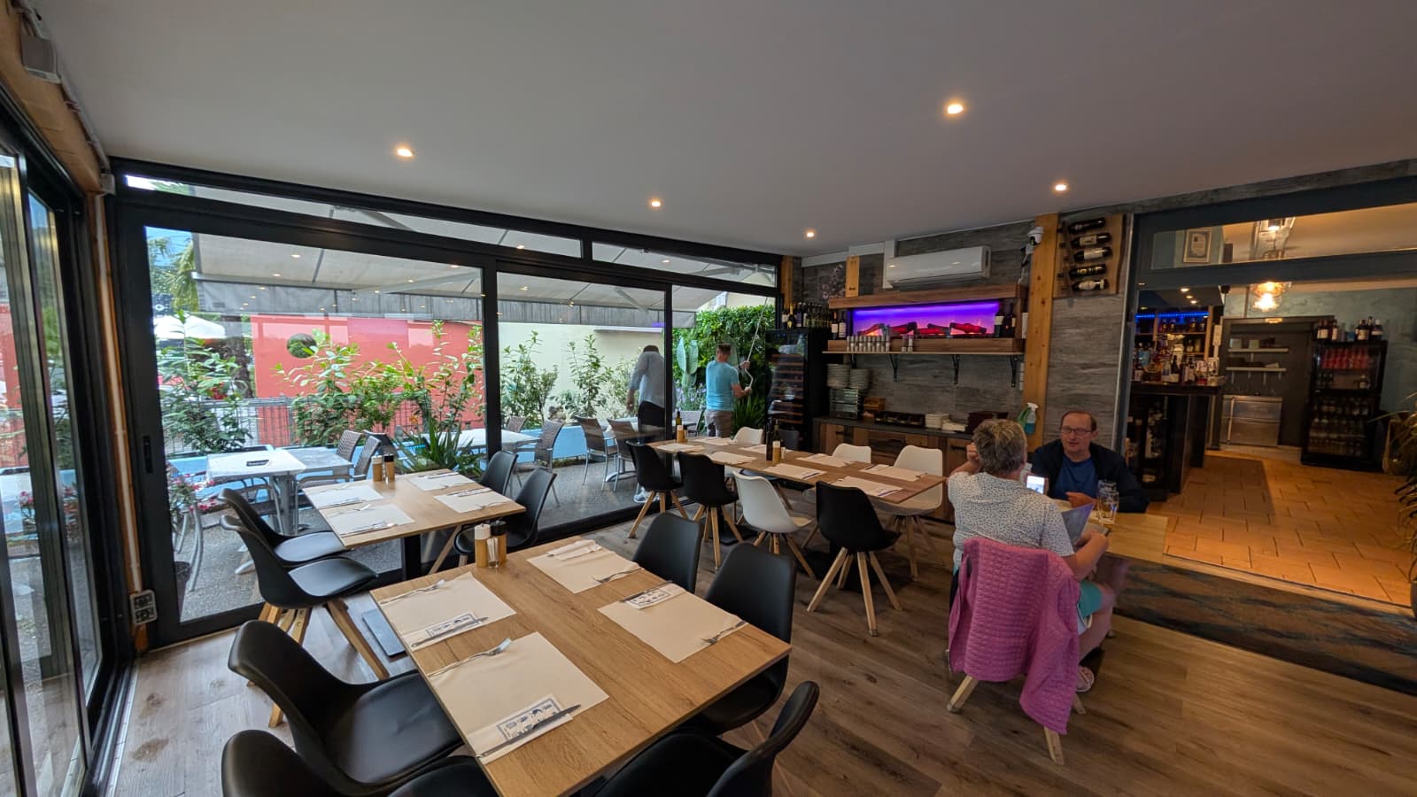 Restaurant Image 16